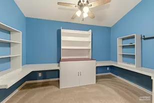 925 Lindenwood Dr, Aurora, IL 60506 - Photo 6