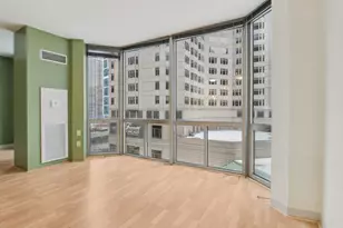 222 N Columbus Dr, Chicago, IL 60601 - Photo 8