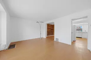 3941 N Mobile Ave, Chicago, IL 60634 - Photo 8