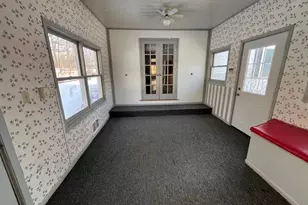 20604 Collins Rd, Marengo, IL 60152 - Photo 4