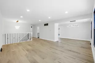 48 Starling Ln, Naperville, IL 60565 - Photo 2