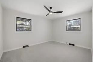 48 Starling Ln, Naperville, IL 60565 - Photo 6