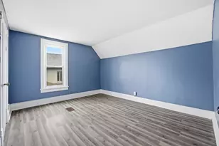 1525 S Main St, Rockford, IL 61102 - Photo 12