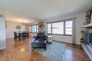 34049 N Hickory Ave, Grayslake, IL 60030 - Photo 12