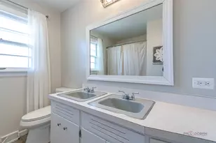 34049 N Hickory Ave, Grayslake, IL 60030 - Photo 22