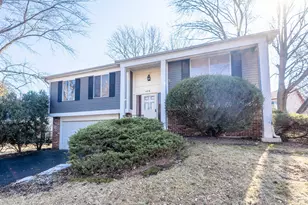 428 N Ashbury Ave, Bolingbrook, IL 60440 - Photo 1