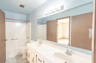 428 N Ashbury Ave, Bolingbrook, IL 60440 - Photo 14