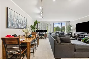 5445 N Sheridan Rd, Chicago, IL 60640 - Photo 4