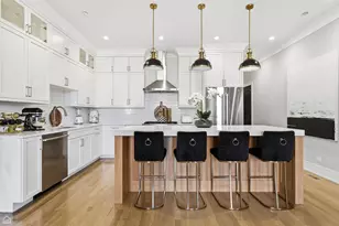 2913 W Belmont Ave, Chicago, IL 60618 - Photo 4