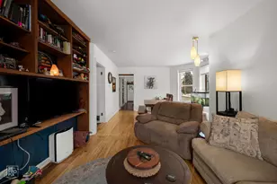 701 Reba Pl, Evanston, IL 60202 - Photo 2