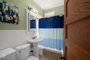 701 Reba Pl, Evanston, IL 60202 - Photo 18