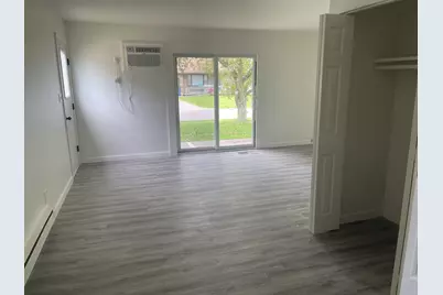 108 S 3rd Avenue #1, Mendota, IL 61342 - Photo 6