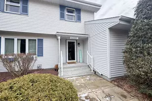 1926 Valencia Dr, Rockford, IL 61108 - Photo 10