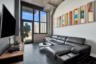 320 E 21st St, Chicago, IL 60616 - Photo 8