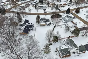 3727 Hale Ln, Island Lake, IL 60042 - Photo 20