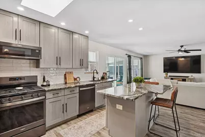 3727 Hale Lane, Island Lake, IL 60042 - Photo 6