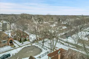 4952 N Bernard St, Chicago, IL 60625 - Photo 34