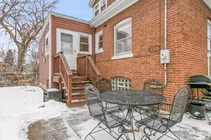 4952 N Bernard St, Chicago, IL 60625 - Photo 28