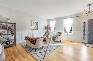 408 Fountain Ave, Elgin, IL 60124 - Photo 4