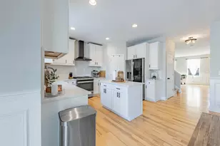 408 Fountain Ave, Elgin, IL 60124 - Photo 10