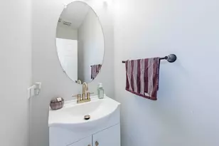 408 Fountain Ave, Elgin, IL 60124 - Photo 6