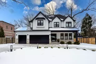 23388 N Birchwood Ln, Deerfield, IL 60015 - Photo 1