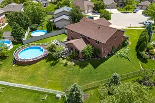 8036 Highfield Ct, Tinley Park, IL 60487 - Photo 12