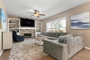 64 Talcott Ave, Crystal Lake, IL 60014 - Photo 6