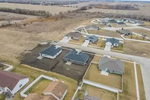 5564 Old Manor Rd, Bourbonnais, IL 60914 - Photo 8