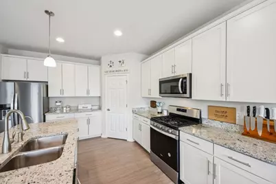 1085 Station Boulevard, Elburn, IL 60119 - Photo 12