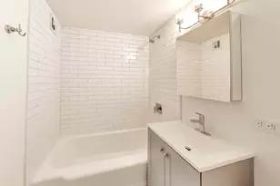 5050 S East End Ave, Chicago, IL 60615 - Photo 14