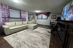 5501 Mulford St, Skokie, IL 60077 - Photo 14