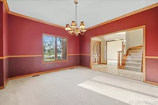 1599 Far Hills Dr, Bartlett, IL 60103 - Photo 6