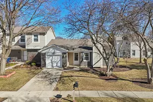 1063 Stonehedge Dr, Schaumburg, IL 60194 - Photo 34