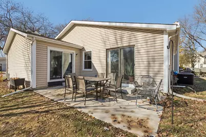 1063 Stonehedge Drive, Schaumburg, IL 60194 - Photo 24