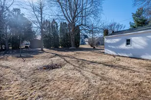 205 Sunset Ln, Mount Morris, IL 61054 - Photo 4