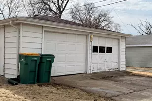 927 Westshire Dr, Joliet, IL 60435 - Photo 8