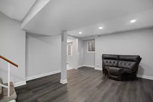 706 Waukegan Rd, Glenview, IL 60025 - Photo 22