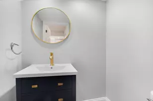 706 Waukegan Rd, Glenview, IL 60025 - Photo 12