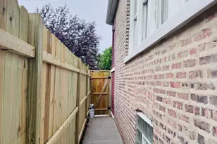 7253 S Marshfield Ave, Chicago, IL 60636 - Photo 24