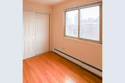 1055 W Catalpa Avenue #402, Chicago, IL 60640 - Photo 8