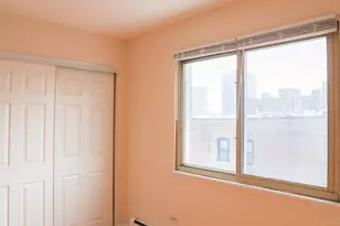 1055 W Catalpa Ave, Chicago, IL 60640 - Photo 8