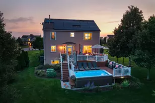 1009 Bennett Ct, North Aurora, IL 60542 - Photo 2