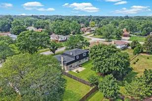 7209 Grant St, Darien, IL 60561 - Photo 6