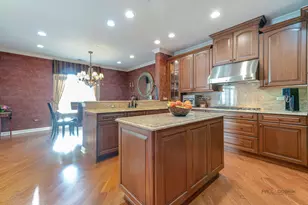 1800 Amberley Ct, Lake Forest, IL 60045 - Photo 18