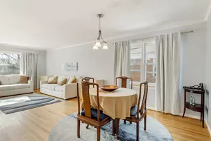 3334 Wilder St, Skokie, IL 60076 - Photo 4