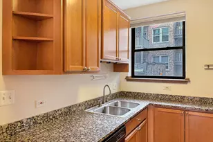 842 Wesley Ave, Oak Park, IL 60304 - Photo 12