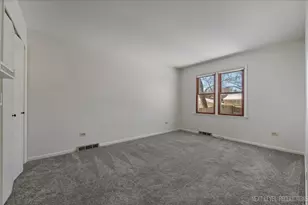 5436 Blodgett Ave, Downers Grove, IL 60515 - Photo 18