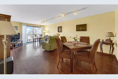 4572 N Milwaukee Avenue #5H, Chicago, IL 60630 - Photo 10