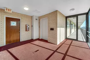 4572 N Milwaukee Ave, Chicago, IL 60630 - Photo 4